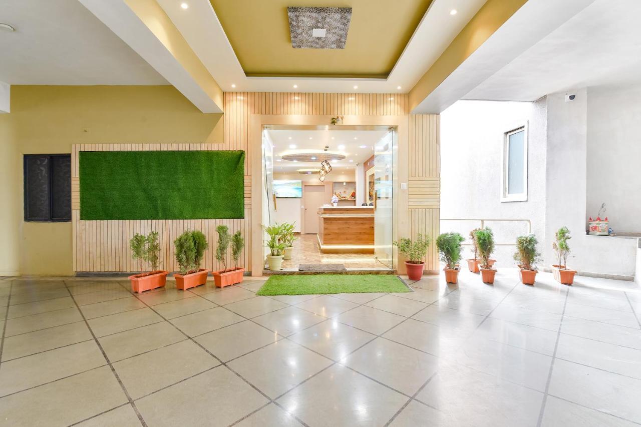 Fabhotel Symphony Grand Ahmadábád Exteriér fotografie