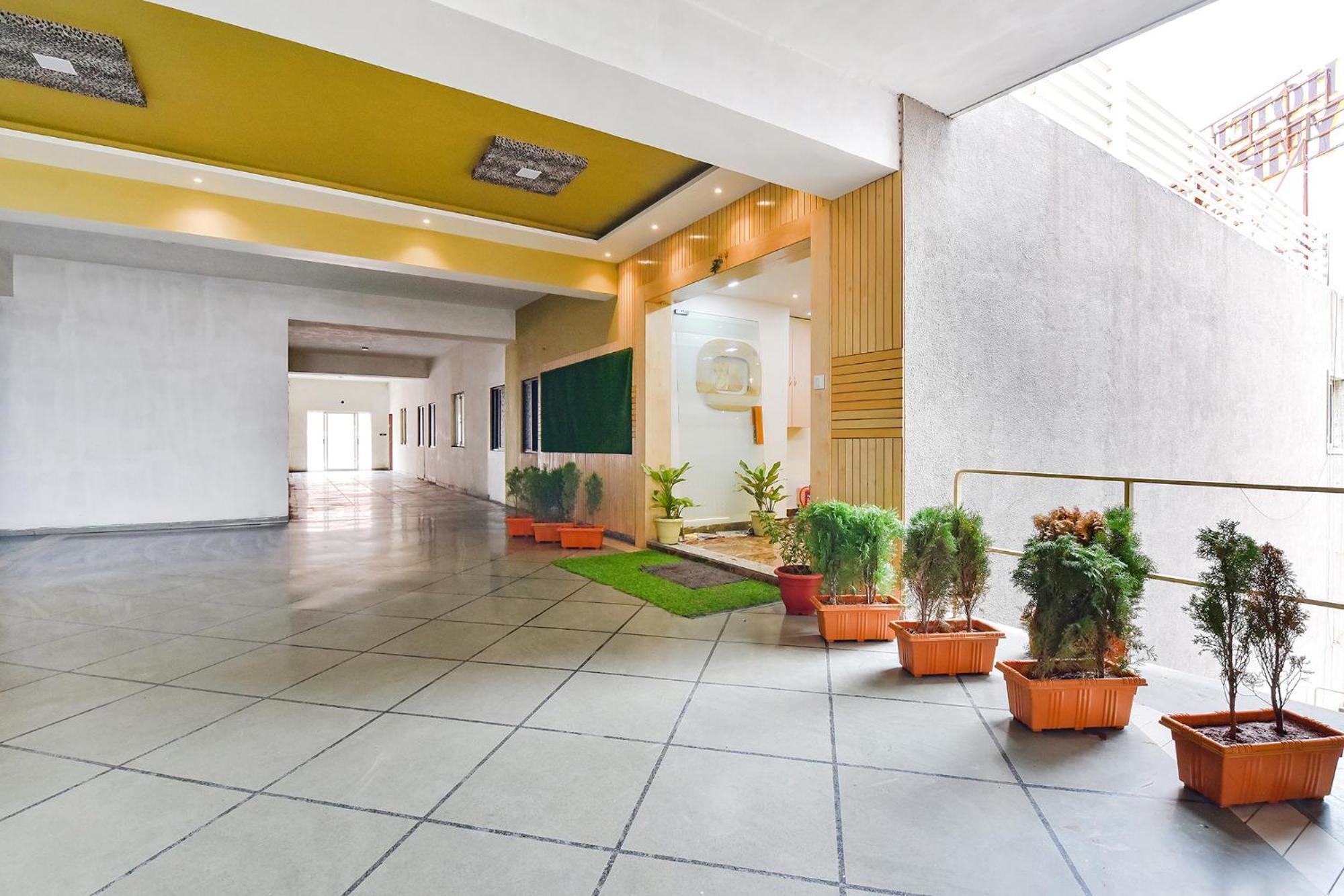 Fabhotel Symphony Grand Ahmadábád Exteriér fotografie