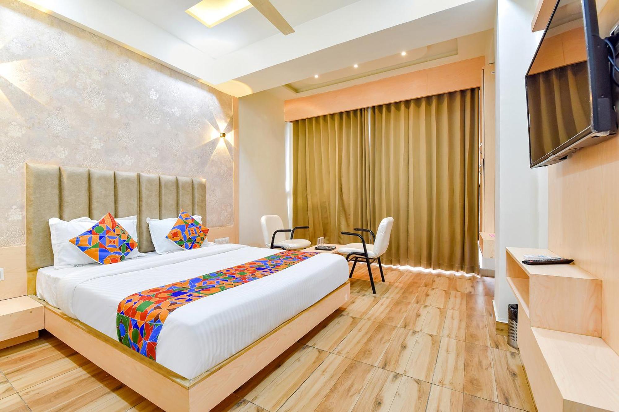 Fabhotel Symphony Grand Ahmadábád Exteriér fotografie