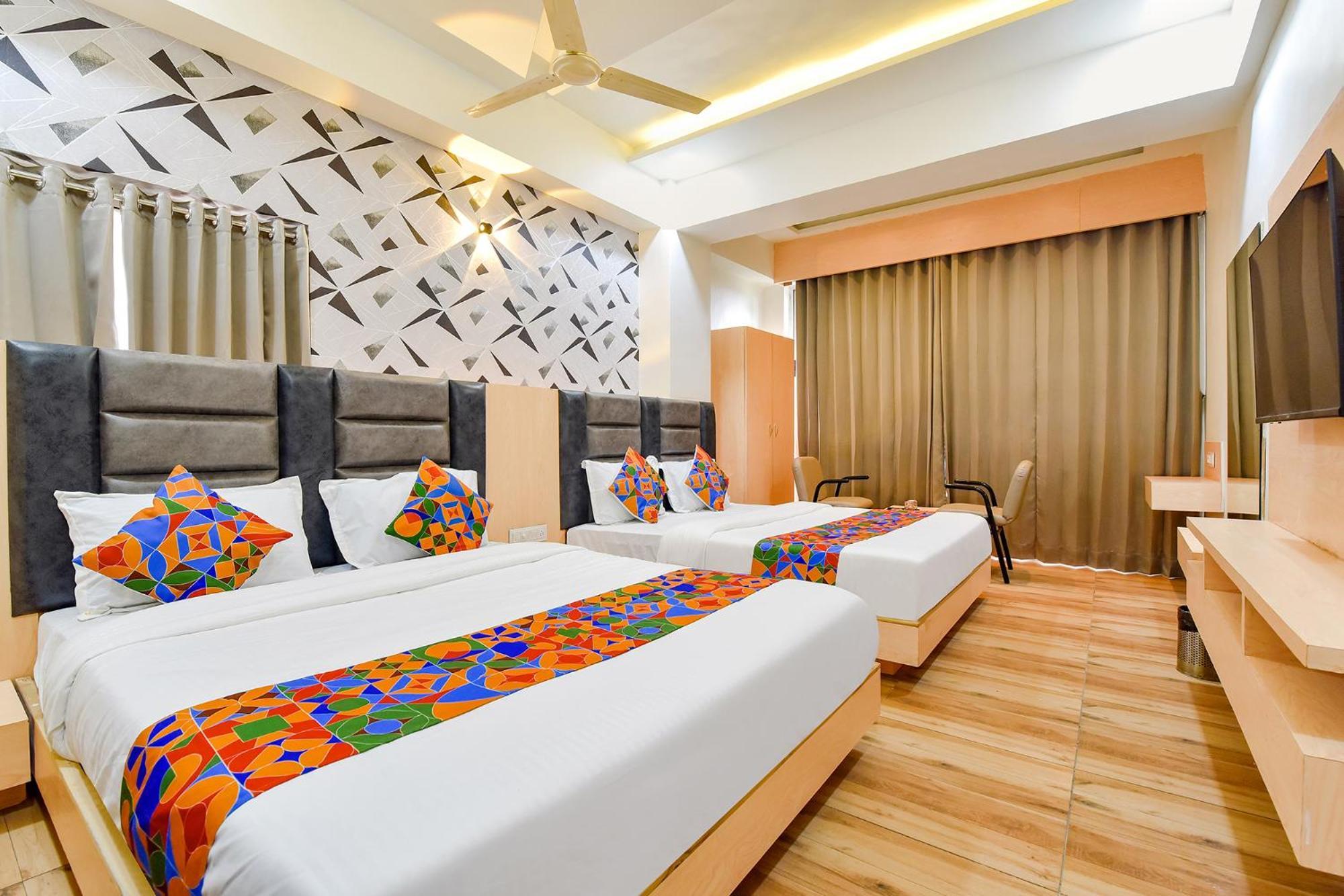 Fabhotel Symphony Grand Ahmadábád Exteriér fotografie