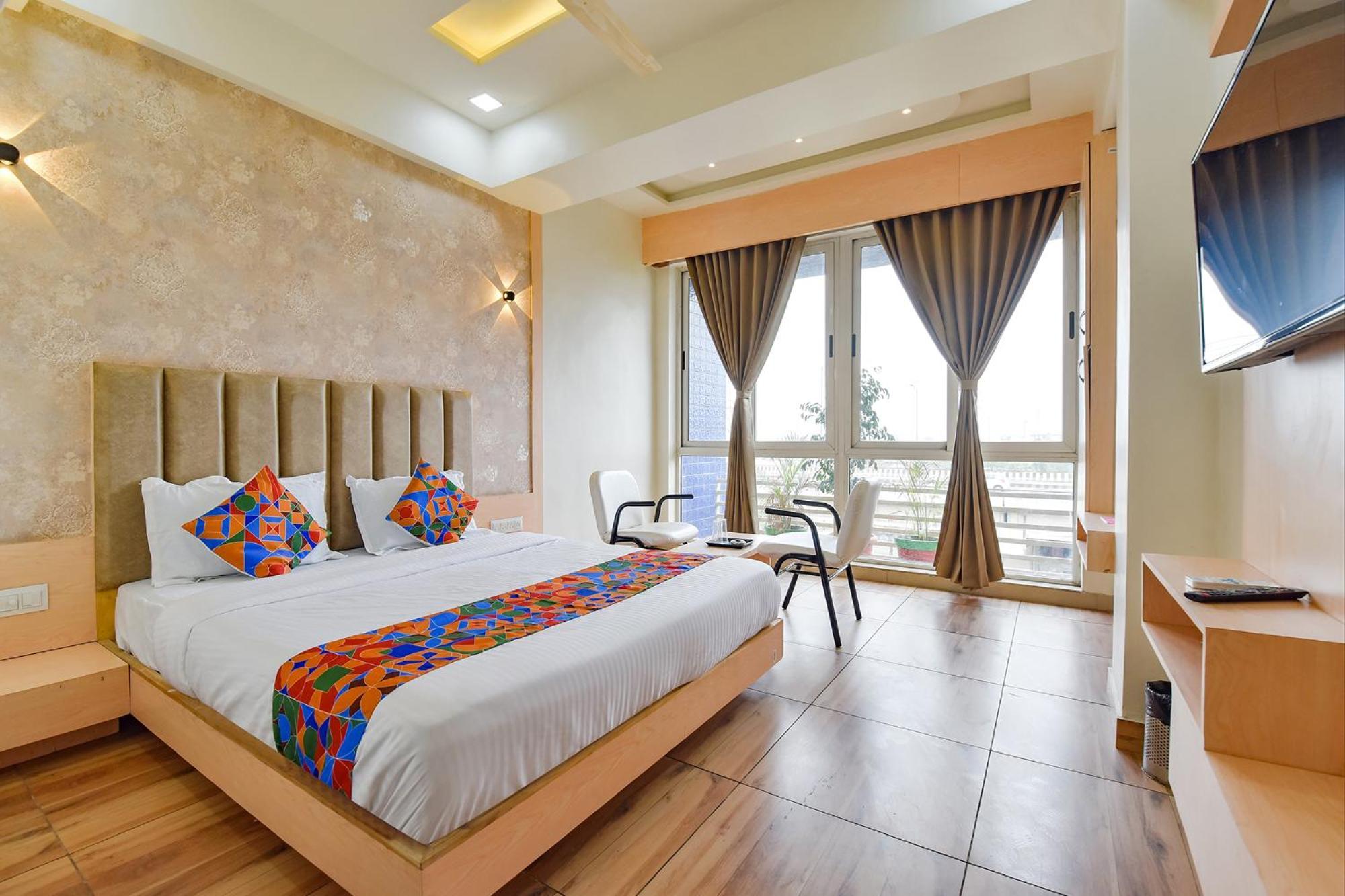 Fabhotel Symphony Grand Ahmadábád Exteriér fotografie